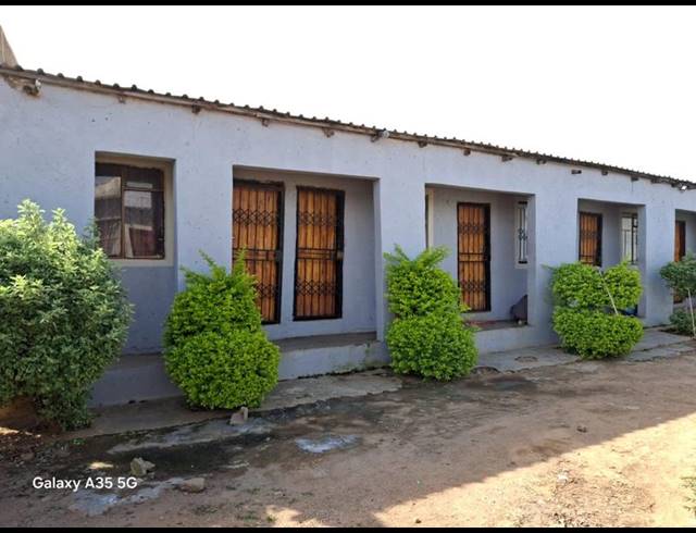 40 BEDROOM APARTMENT FOR SALE IN MANKWENG
